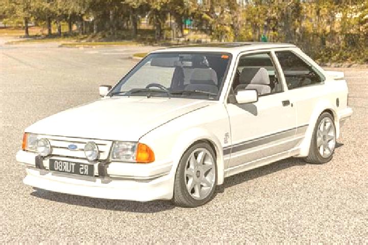 escort Narikombu