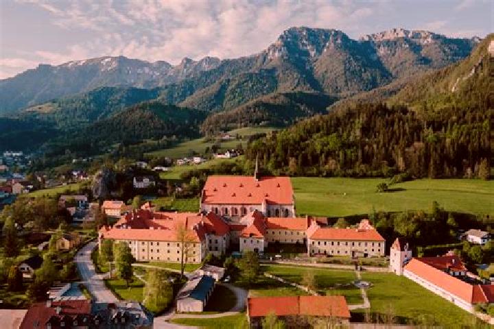 escort Neuberg an der Muerz