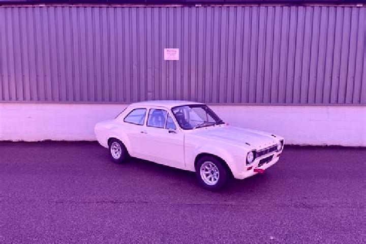 escort New Braintree