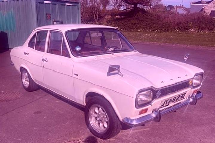 escort Newtownards