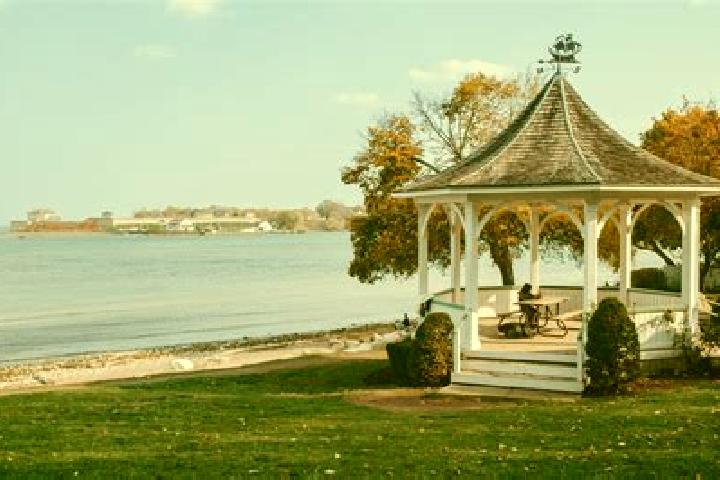 escort Niagara-on-the-Lake
