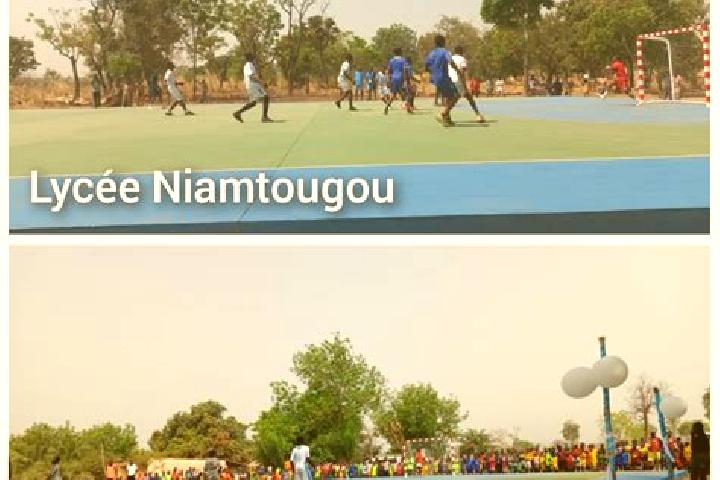 escort Niamtougou