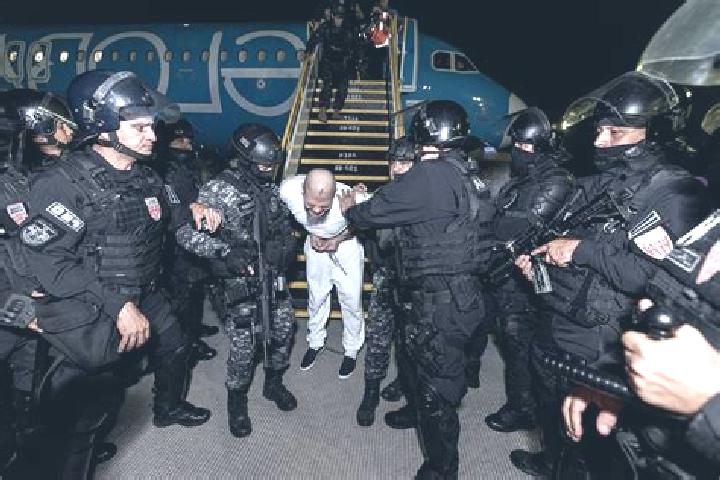 escort Nicolas Hidalgo