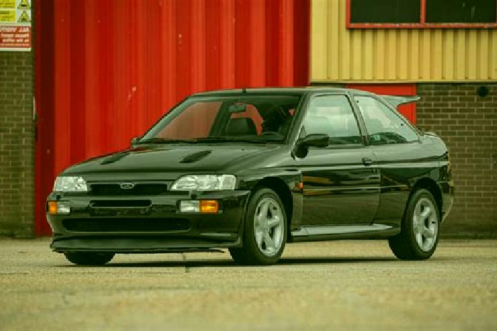 escort Nienadowa