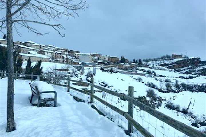 escort Nieva de Cameros