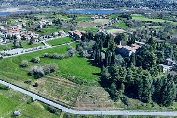 escort Nobile-Monguzzo