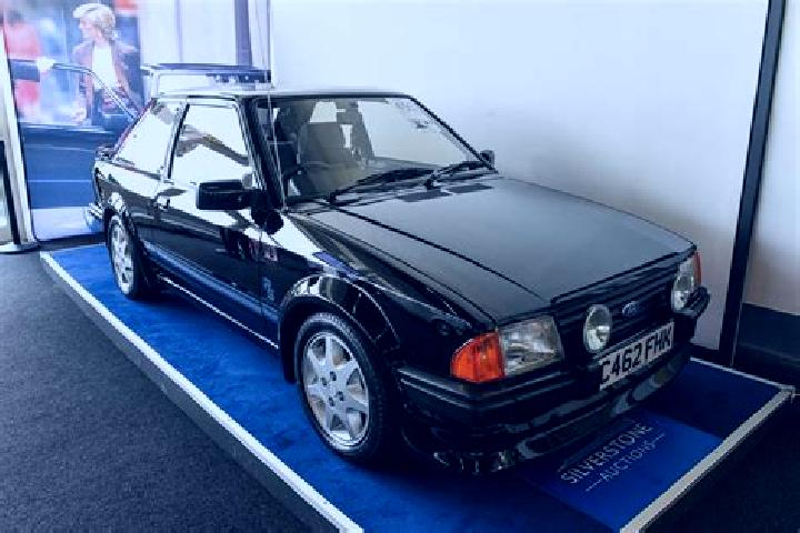 escort Normanhurst
