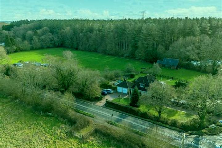 escort North Baddesley