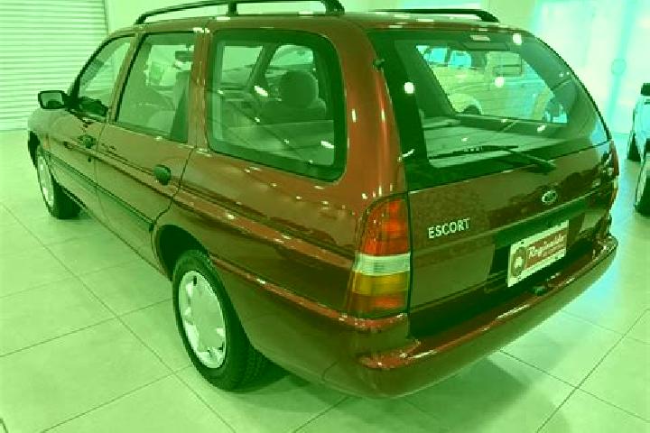 escort Nova Bana