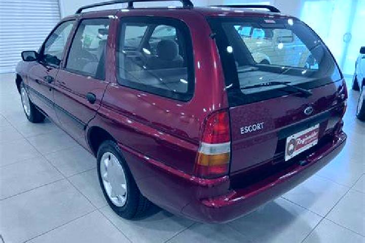 escort Nova Dolyna