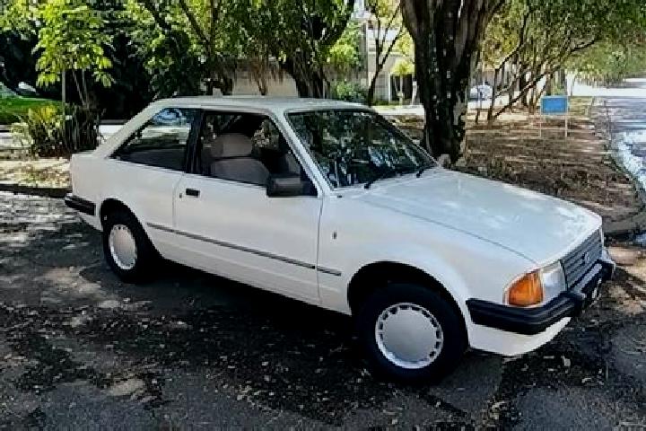 escort Nova Granada