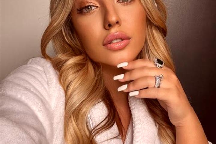 escort Novolabinskaya