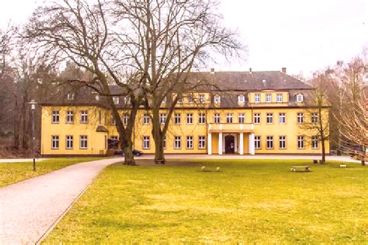 escort Nudersdorf