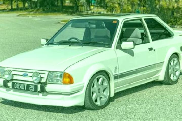escort Nushin