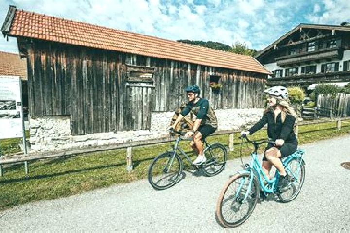 escort Nussdorf am Inn