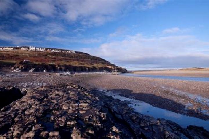 escort Ogmore-by-Sea