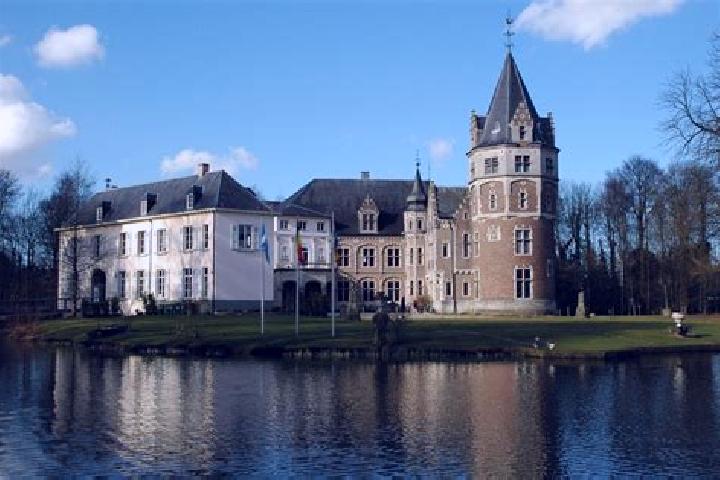 escort Oostmalle