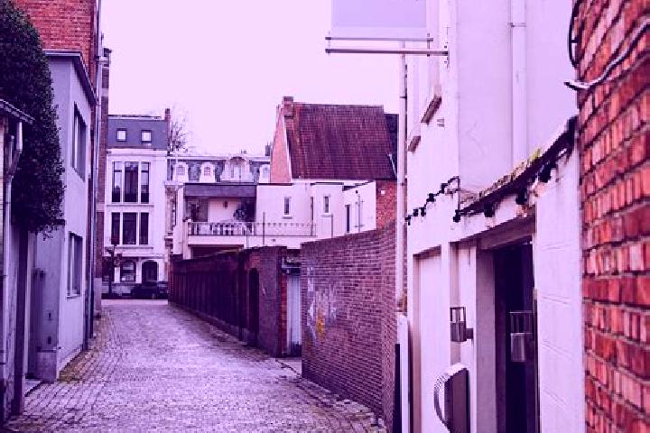 escort Oudegem