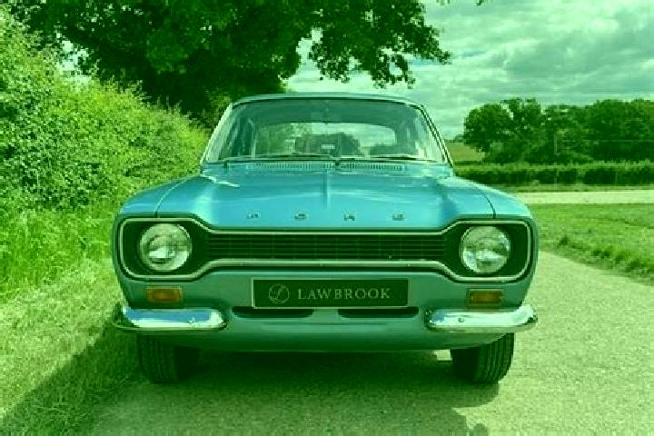 escort Pamece