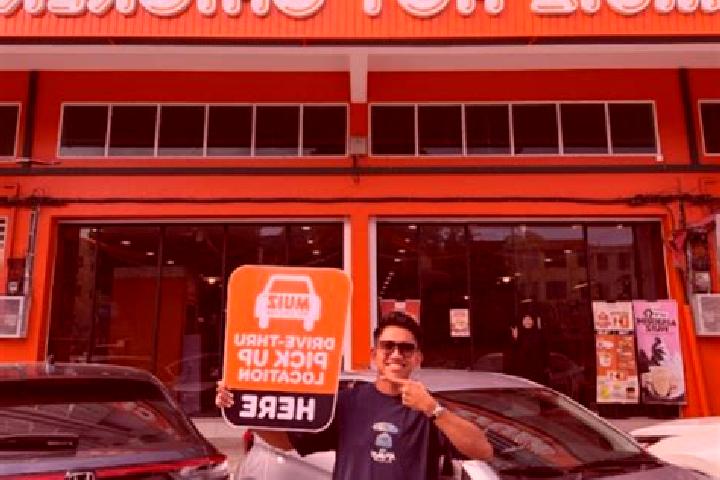 escort Parit Raja