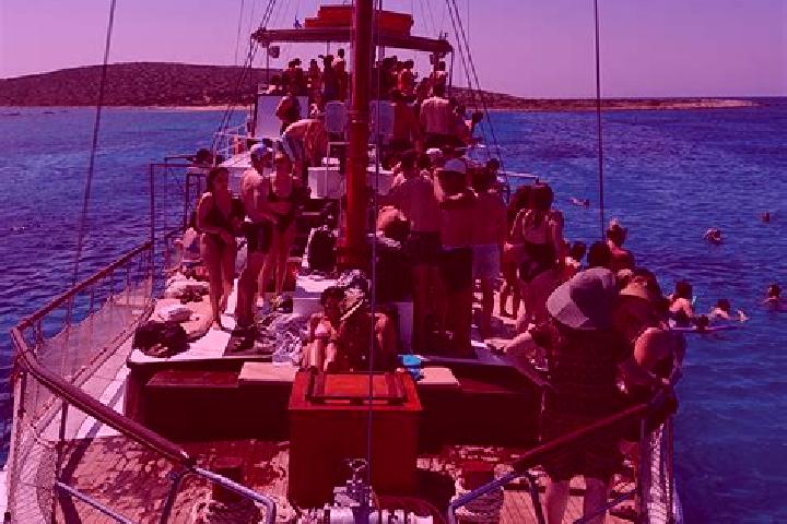 escort Paros