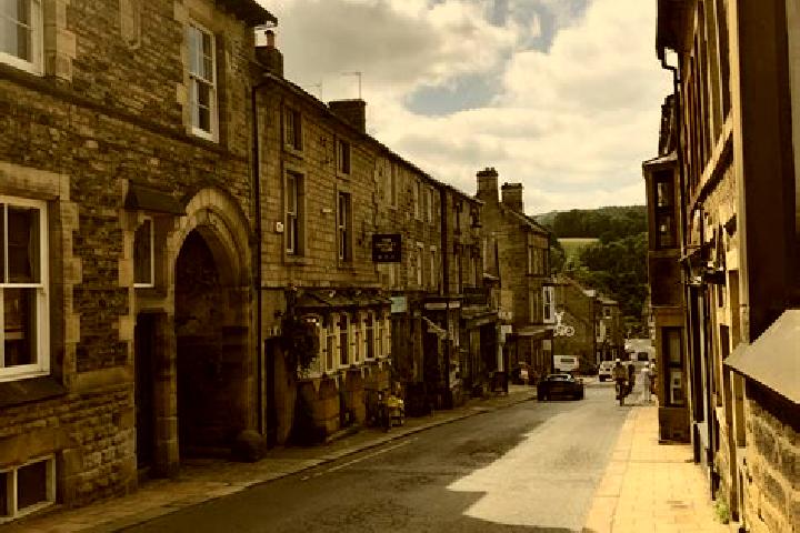 escort Pateley Bridge