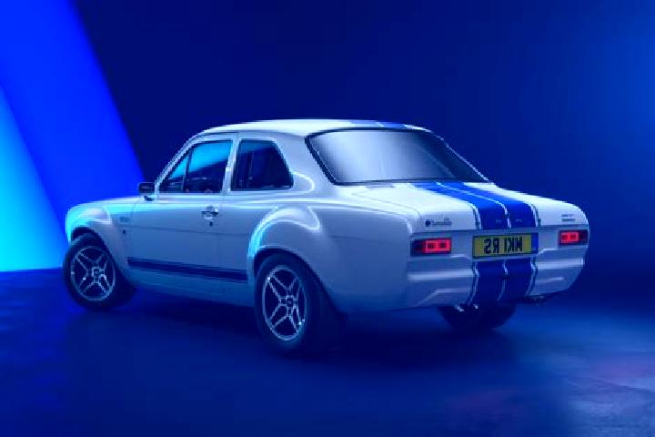 escort Pelton