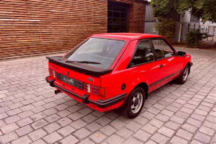 escort Penitik
