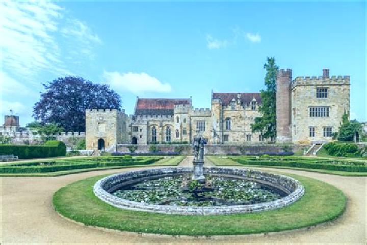 escort Penshurst