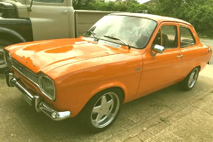 escort Petiville