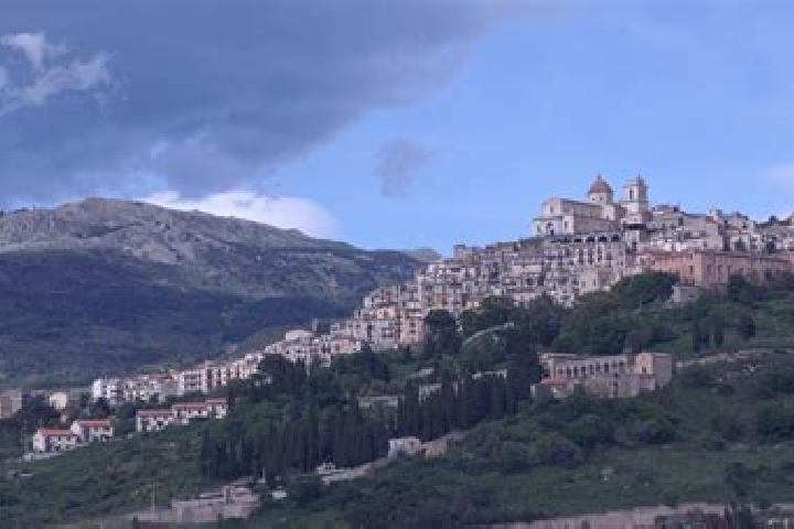 escort Petralia Sottana