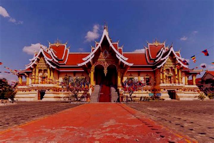 escort Phra Thong Kham