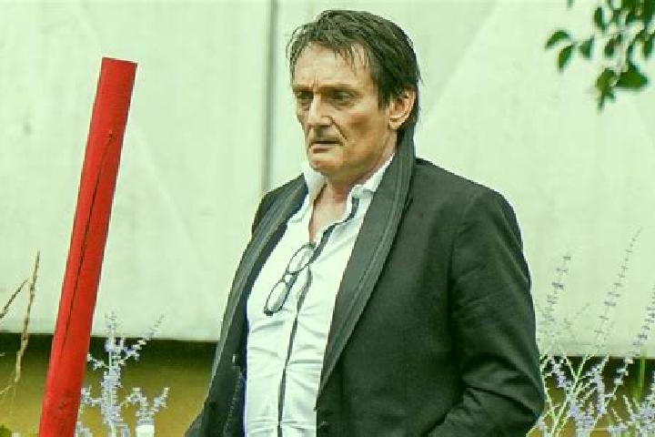 escort Pierre-Chatel
