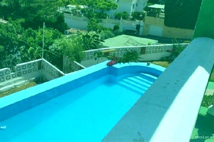 escort Piscina