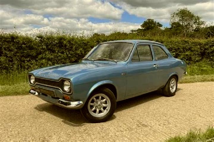 escort Plesio