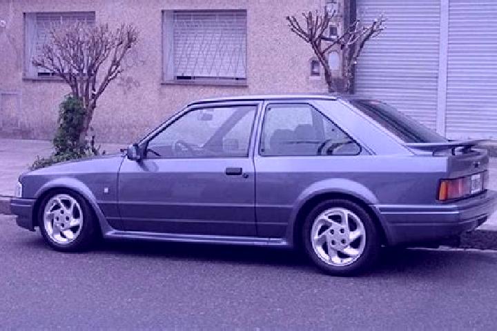escort Pleugueneuc