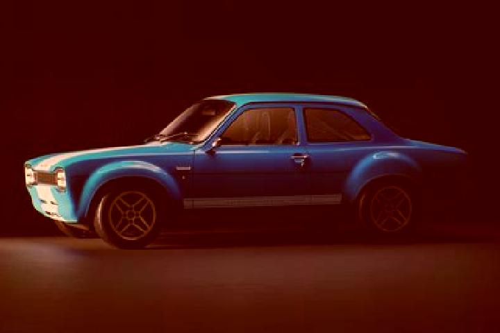 escort Plyussa