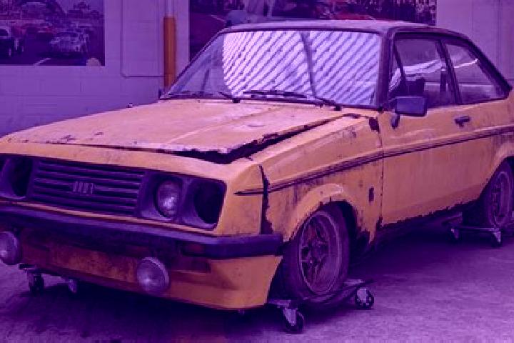 escort Pocsi