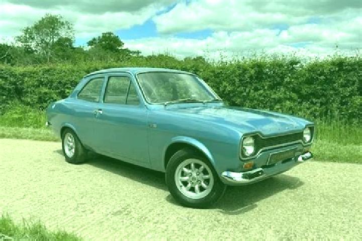escort Poilley