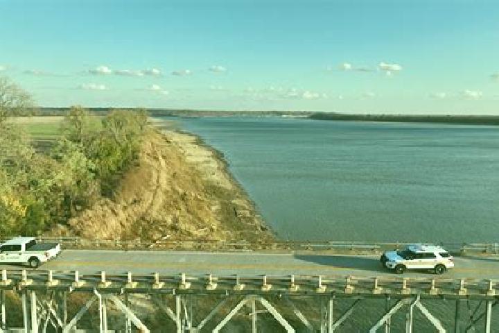 escort Poquonock Bridge
