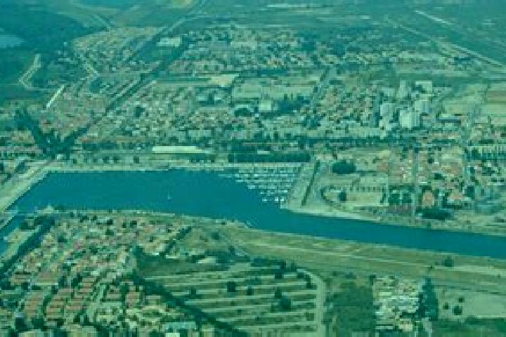 escort Port-Saint-Louis-du-Rhone