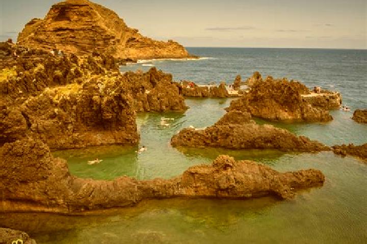 escort Porto Moniz