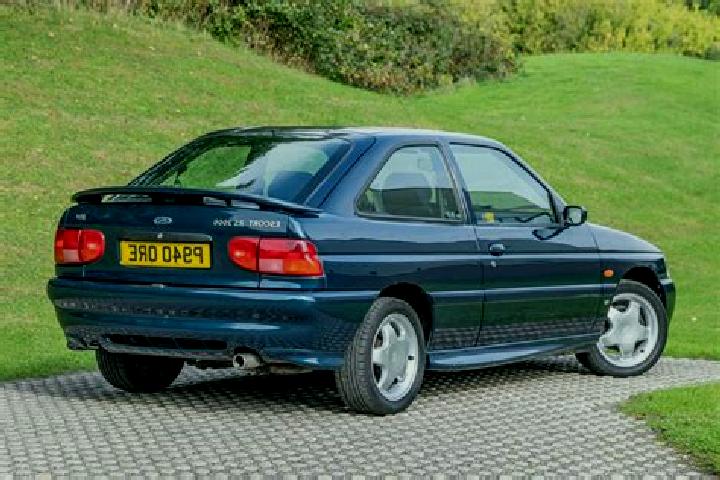 escort Postau