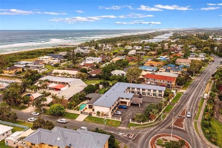 escort Pottsville Beach