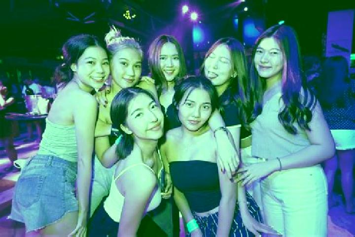 escort Prachin Buri Town