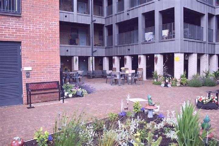 escort Primrose Place