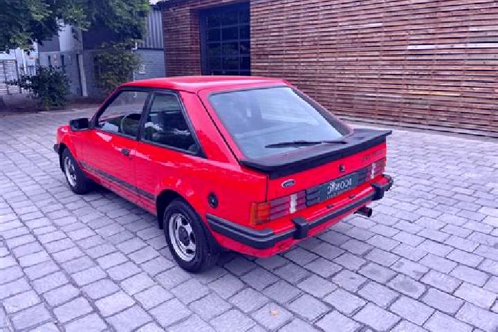 escort Puieni