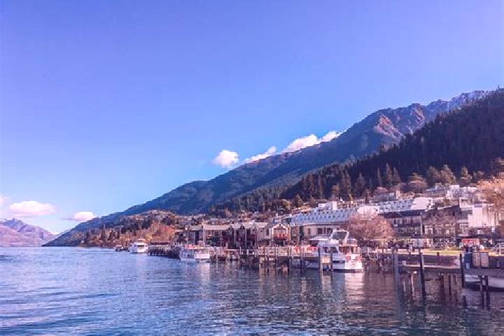 escort Queenstown