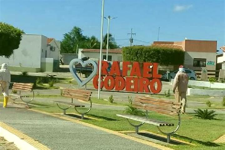 escort Rafael Godeiro