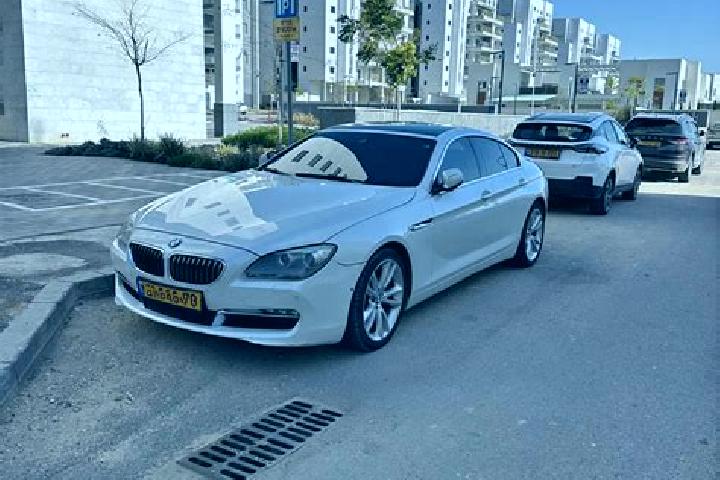 escort Ramat Magshimim